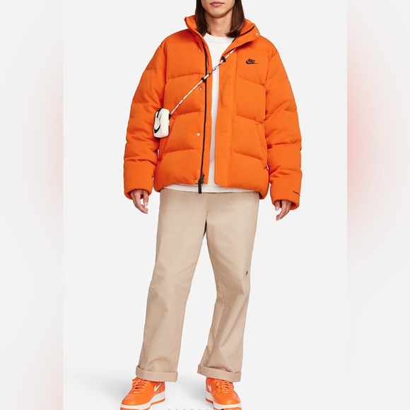 NWT - Nike Men’s Oversized Down Puffer Jacket - Size L - Picture 4 of 15